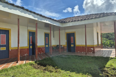 Robaron  en colegio de Anserma