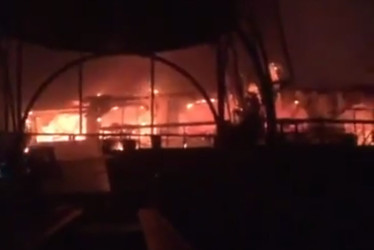 El incendio se registró en un sitio turístico atractivo por esta época en India.