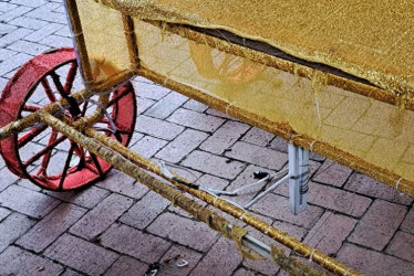 Estos son algunos daños que encontraron en el alumbrado navideño en Supía.