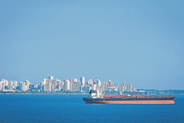 El 40% de los buques que opera en Venezuela están sancionados por EE.UU.