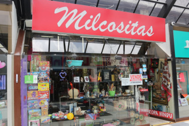 El tradicional almacén Milcositas en Sancancio cierra definitivamente este 28 de diciembre, tras 38 años en los que marcó generaciones con juguetes y fantasía.