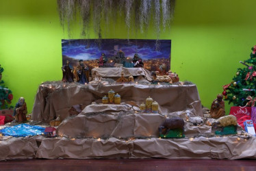 En el programa Cultivarte, de la Fundación Davivienda, en Salamina también armaron el Belén para las novenas.