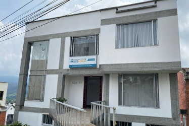 La Universidad Católica Luis Amigó, Centro Regional Manizales, le apuesta al fortalecimiento institucional y a la ampliación de su oferta académica, sin dejar a un lado el lado humano y el cuidado por la naturaleza.