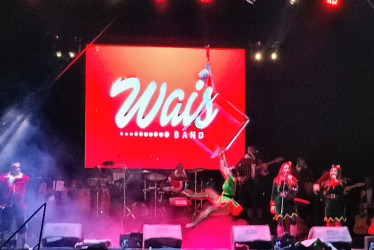 El show de villancicos y el pesebre en vivo le dieron la bienvenida a la Navidad en Chinchiná. El municipio cafetero celebra Bienvenida Navidad en su quinta edición.