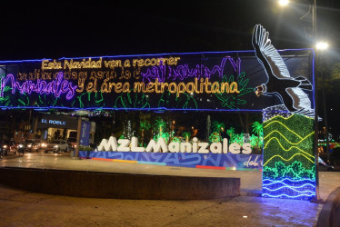 Una muestra es el cóndor de los Andes que abre las puertas en el Parque del Agua.