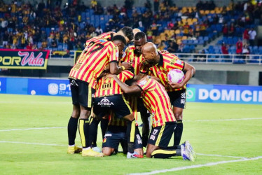 Deportivo Pereira podría correr la misma suerte del Cúcuta Deportivo que desapareció, estuvo dos años sin competir y empezó de nuevo en la segunda división 