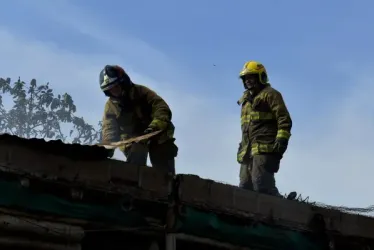 Las autoridades reiteraron el llamado a empresarios y comunidad para realizar inspecciones de seguridad periódicas en sus establecimientos 