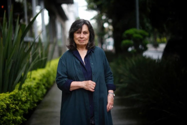 El presidente Petro dice que la cancelación de asistencia de Laura Restrepo al Hay Festival la "enaltece".