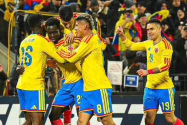 Los jugadores de la Selección Colombia celebran un gol en la victoria 3-0 ante Australia, en partido amistoso de preparación para el Mundial del 2026, disputado en noviembre.
