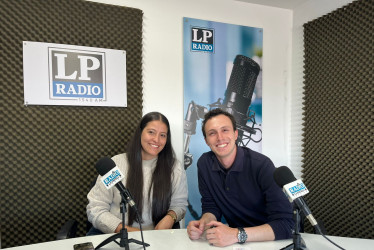 Yeimy Delgado, coordinadora de Alianza de Kaiho, y Benjamín Ramírez, encargado de liderazgo del Área Comercial. 