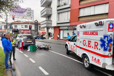Jorge William, de 29 años, estaba tendido en la vía, con dolor en hemitórax izquierdo, laceraciones y otros golpes