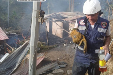 El incendio afectó a una familia 