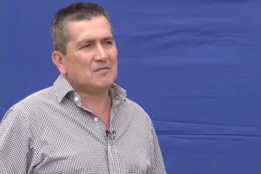 Fiscalía llama a indagatoria al ciclista Lucho Herrera por presunta desaparición forzada.