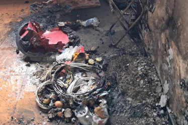 Fotos| Bomberos| LA PATRIA  Se presentaron afectaciones en una parte del inmueble. Una persona tuvo quemaduras y la llevaron a centro asistencial.