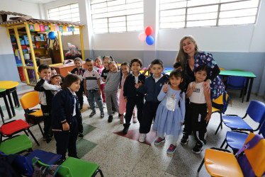 Estudiantes en Manizales resaltan la conexión entre los alumnos y docentes. Un buen puntaje en las pruebas Saber, del Icfes, está entre sus metas.