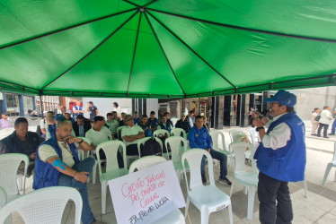 Defensores públicos de Caldas se unen a la protesta nacional por dificultades laborales como falta de pago de honorarios y recorte presupuestal.
