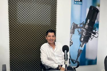  Ariel Ávila, senador y aspirante al Senado por el partido Alianza Verde. 