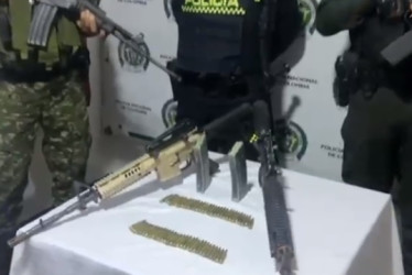 Los fusiles estaban encaletados en una zona boscosa.