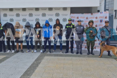 Foto | Cortesía | LA PATRIA  Los seis capturados son señalados de expender drogas en distintos barrios de Manizales.