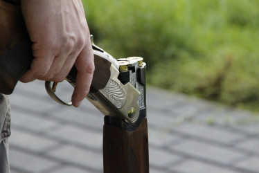 El ciudadano fue víctima de un ataque con escopeta y su estado de salud es delicado.