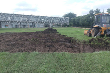 Fotos I Cortesía U. de Caldas I LA PATRIA  Esta sede de la Universidad de Caldas avanza en la construcción de una moderna cancha múltiple para diversos deportes.