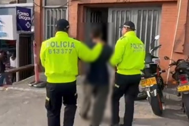 En San Cayetano, unidades de la Unidad Básica de Investigación Criminal de la Seccional de Protección lograron la aprehensión de un adolescente, de 15 años, por el delito de tráfico, fabricación o porte de estupefacientes.