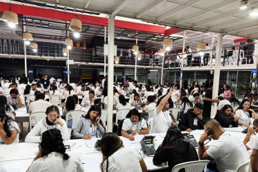 El CNE acreditó 93 auditores de sistemas para supervisar el simulacro de preconteo en 19 departamentos, con cobertura del 59,4% del país.