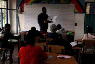 Maestros expresan inquietudes laborales