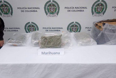 En el allanamiento le encontraron 366 gramos de marihuana. Cuenta con 6 anotaciones.