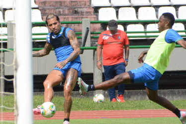 Dayro Moreno comandará la ofensiva de Once Caldas este domingo ante Alianza Valledupar, el colero de la Liga. El Blanco necesita ganar.