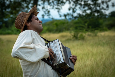 su mujer paga el precio de su pacto