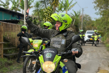 Patrullajes de la Policía en zonas rurales y turísticas de Calarcá, Circasia y Salento para fortalecer a seguridad y prevenir la extorsión. 