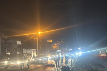 El accidente ocurrió en la vía entre Circasia y Armenia y dejó dos personas fallecidas, generando conmoción en el Quindío.