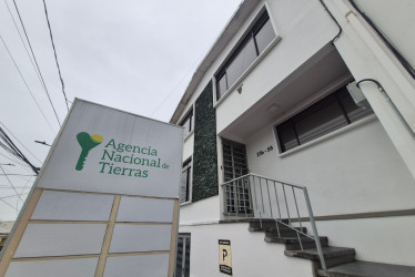 Un ciudadano denuncia que no hay atención presencial de una entidad estatal en Manizales. Desde el ente aclaran la situación y responden las quejas.