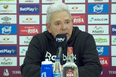 Hernán Darío Herrera analizó la jugada del segundo gol en contra y no entiende porqué salió su jugador del terreno de juego 