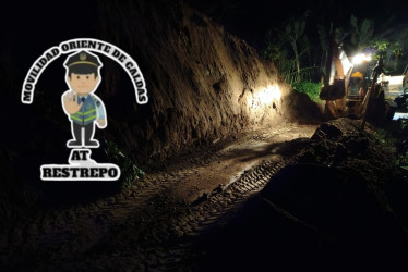 Se habilitó el paso a un carril en la vía entre Pensilvania y Manzanares luego del derrumbe que cayó en la tarde de este miércoles. 