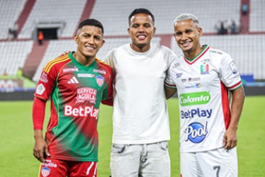 Supimos que: encuentro de los hermanos Barrios tras el partido Once Caldas - Junior, en Manizales