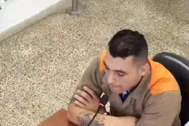 Daniel le indicó al juez que aceptaba todo. El juzgador avaló el allanamiento a cargos.