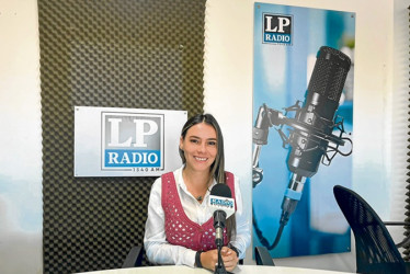 Karen Suárez, diputada de Caldas por el Partido Centro Democrático, visitó LA PATRIA Radio y allí afirmó su apoyo a la candidata a la Presidencia Paloma Valencia. 