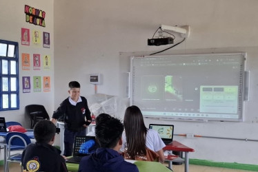 Niños y jóvenes de la vereda La Mariela, en Pijao, fortalecen habilidades tecnológicas mediante formación en animación digital e inteligencia artificial.