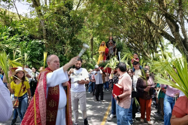 Un pueblo patrimonio de Caldas recreó la entrada triunfal de Jesús a Jerusalén: así inician la Semana Mayor.