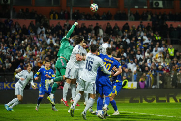 El portero italiano Gianluigi Donnarumma en acción durante el partido de repesca europea para la Copa Mundial de la FIFA 2026 entre Bosnia y Herzegovina e Italia en Zenica, Bosnia y Herzegovina, el 31 de marzo de 2026.