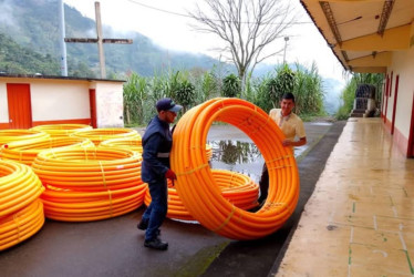 A este municipio de Caldas llegó una tubería desde Bogotá para comenzar la instalación de gas natural en zonal rural.
