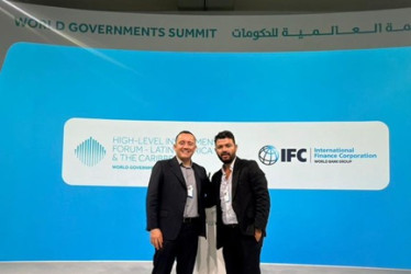 Valentín Sierra y Cristian Henao, oriundos de Manizales, participaron en la Cumbre Mundial de Gobiernos 2026 en Dubái.