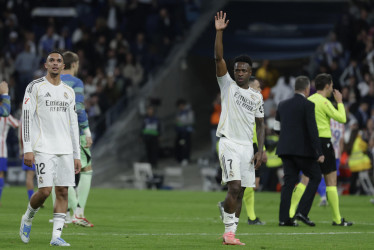 El Real Madrid se lleva el derbi tras ir perdiendo y gracias a una doblete de Vinicius