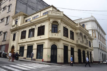 Foto I Archivo I LA PATRIA  La Casa Hoyos, de acuerdo con el resultado del diagnóstico contratado por la ILC, la construyeron en 1926 y en la actualidad presenta fallas estructurales.