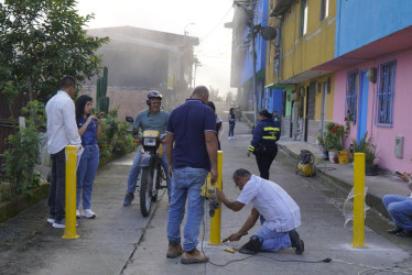 Por el sector queda permitido solamente el paso de motocicletas. 