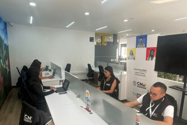 el Consejo Nacional Electoral cuenta con presencia en las ciudades capitales del Eje Cafetero donde las agrupaciones políticas pueden recibir asesoría sobre postulación de actores electorales para elecciones. 