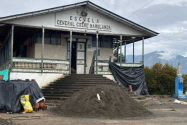 La Escuela General Cosme Marulanda está ubicada en la cabecera municipal de Marulanda. Será restaurada como Bien de Interés Cultural, pero conservará su nombre.