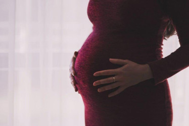 Foto usada para ilustrar Freepik| LA PATRIA  El Juzgado y el Tribunal declararon responsable al Hospital "por falla probada del servicio durante la fase expulsiva del parto, reanimación con intubación fallida y remisión tardía".